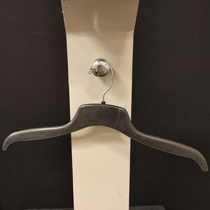MEN'S FLAT ELEGANT SHIRT/ SWEATER HANGER